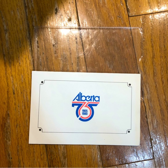 Alberta 1905-1980 75th Anniversary Medal - dedicated to youth students - Picture 1 of 14